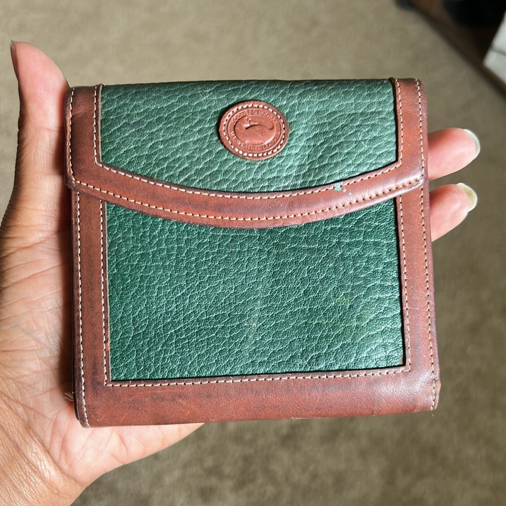 Dooney & Bourke AWL Credit Card Wallet
